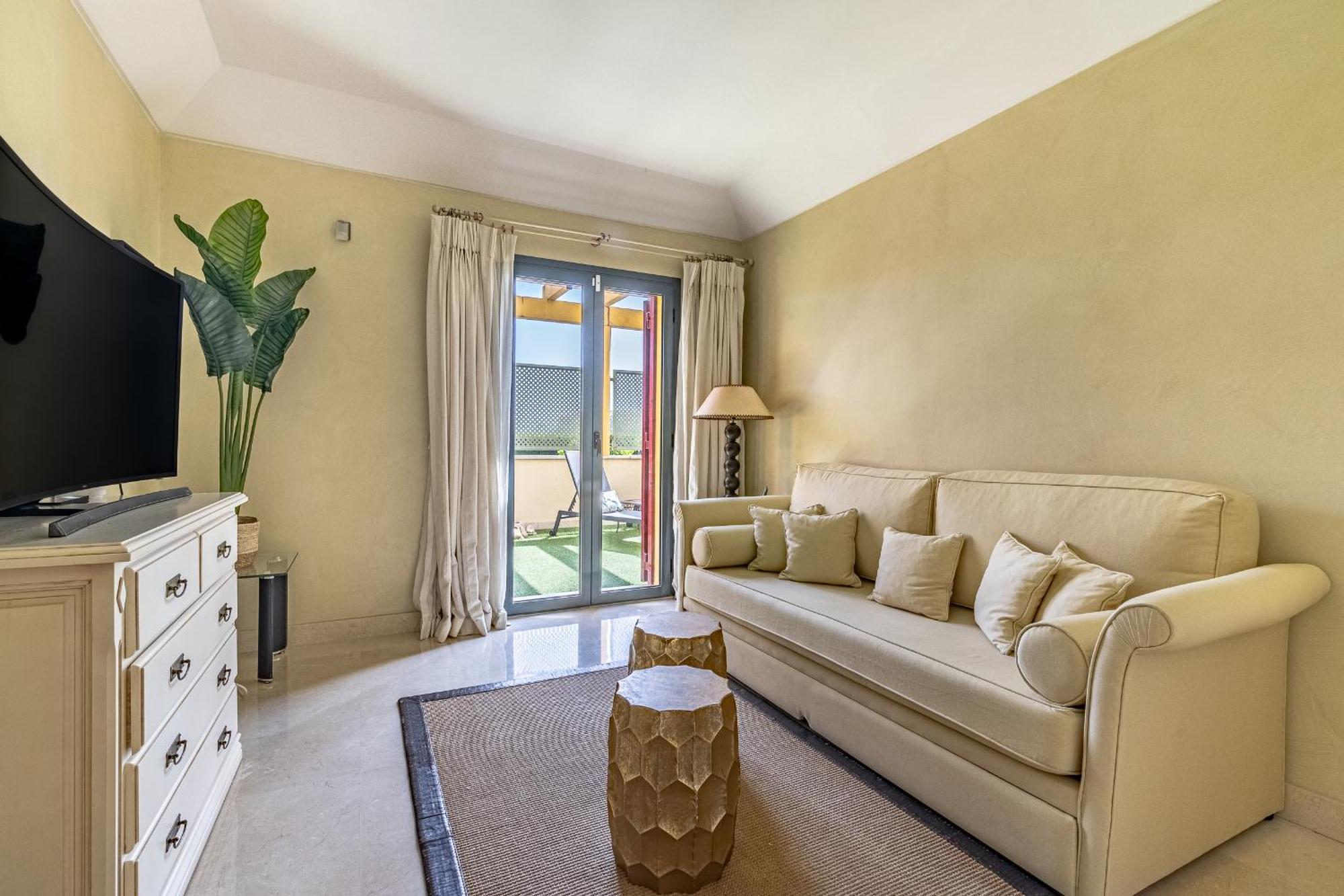 Polo Royale Waterfront Luxury Apt - 3 Terraces And Pool Sotogrande Eksteriør billede