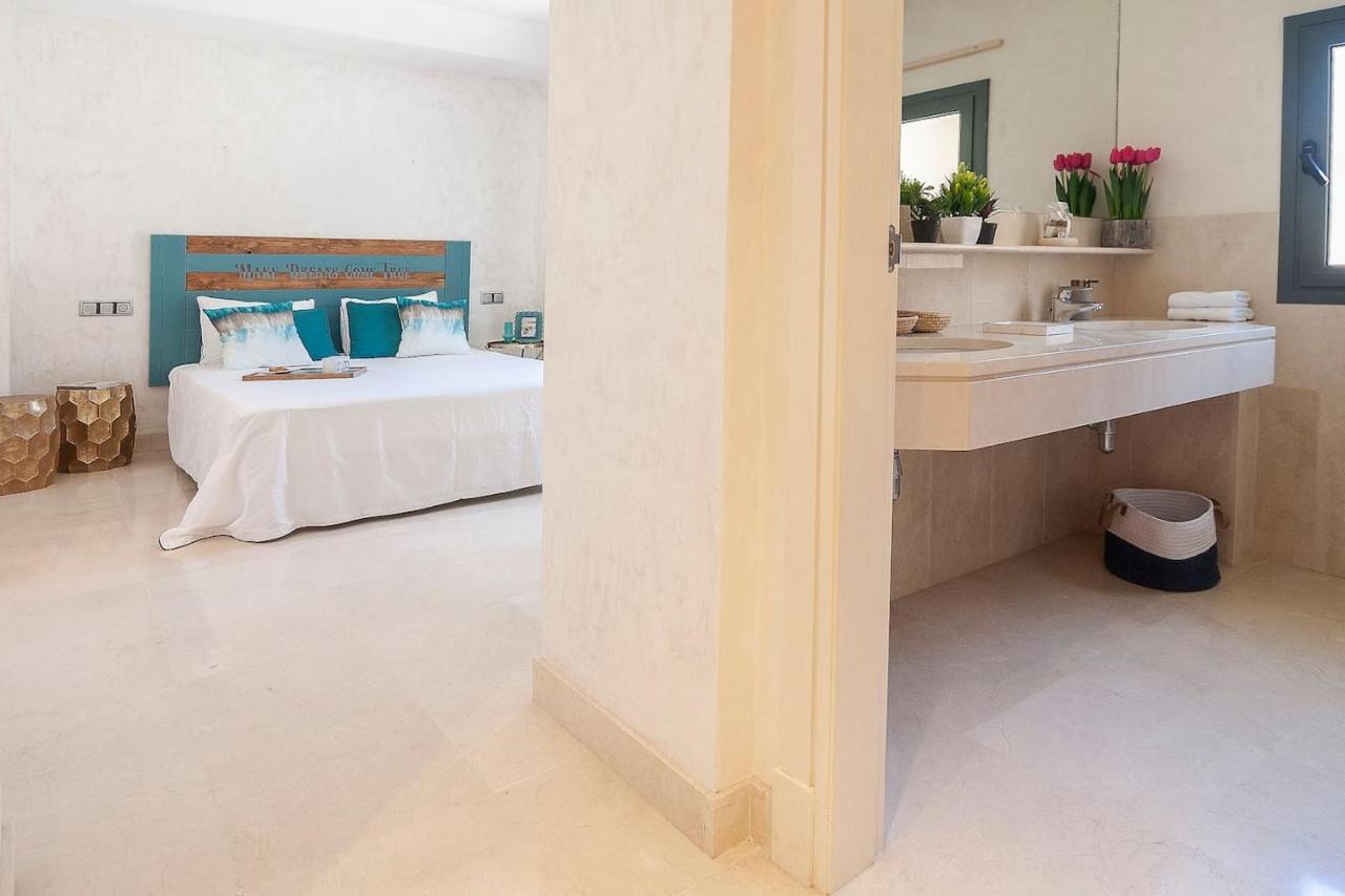 Polo Royale Waterfront Luxury Apt - 3 Terraces And Pool Sotogrande Eksteriør billede